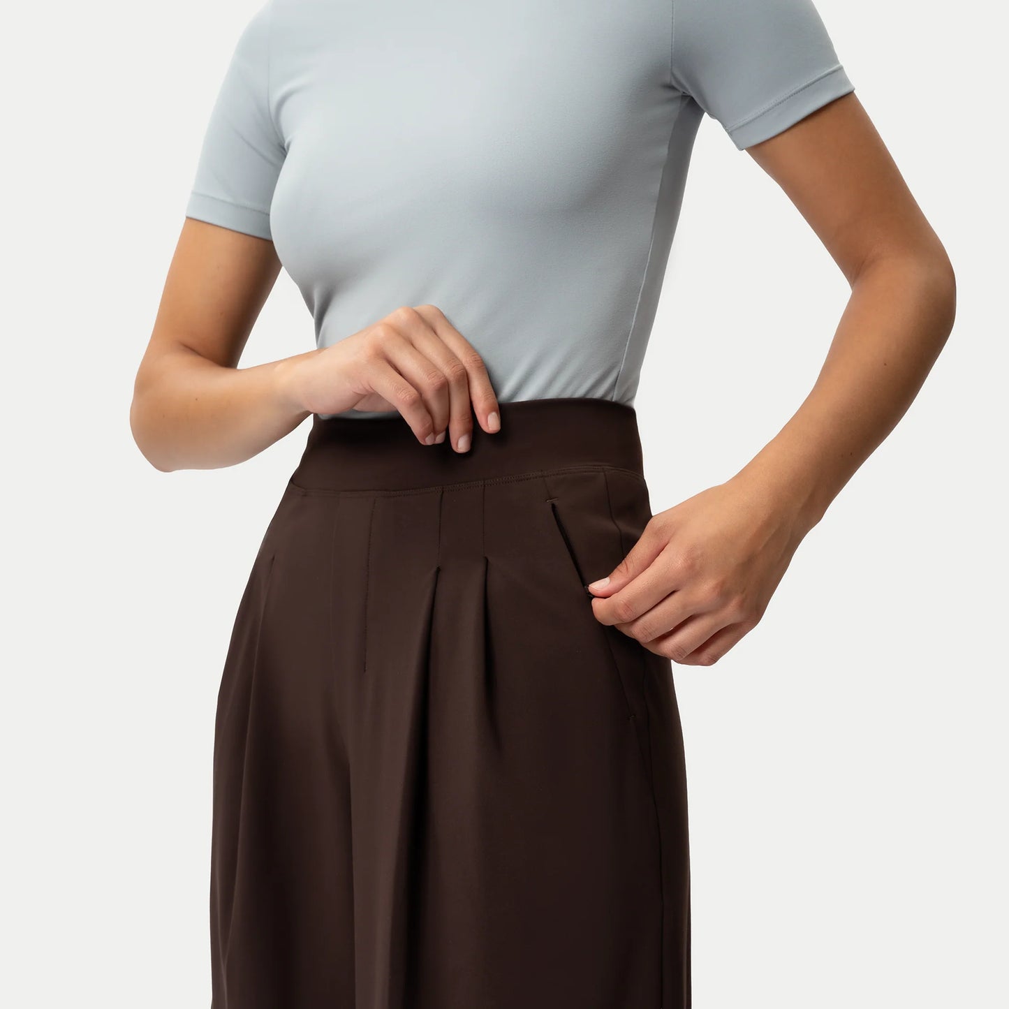 FLEXÉ Pleated Wide Leg