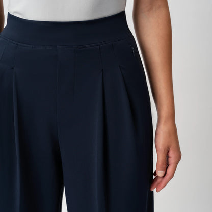 FLEXÉ Pleated Wide Leg