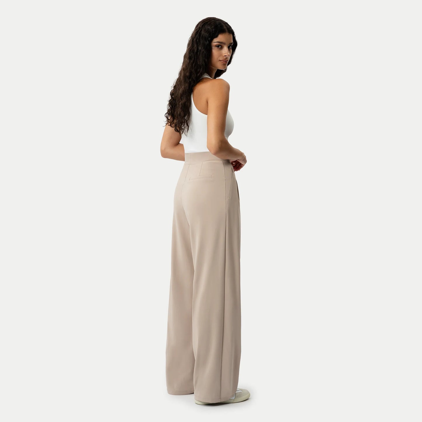 FLEXÉ Pleated Wide Leg